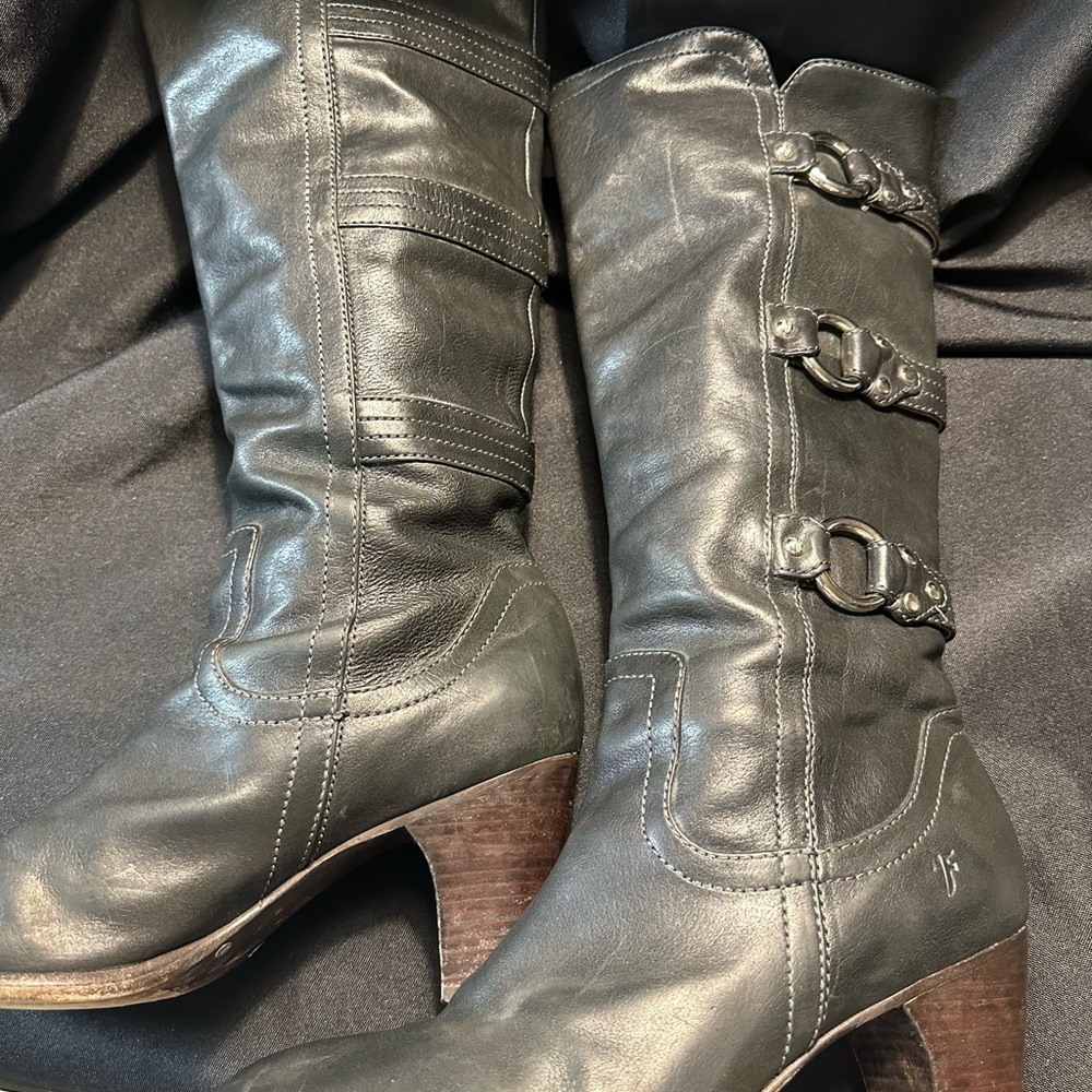 Ladies Frye leather Fiona heeled dress boot size 10 - Picture 3 of 6